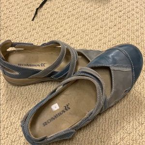 Romika blue and grey shoes, size 40. Barely worn